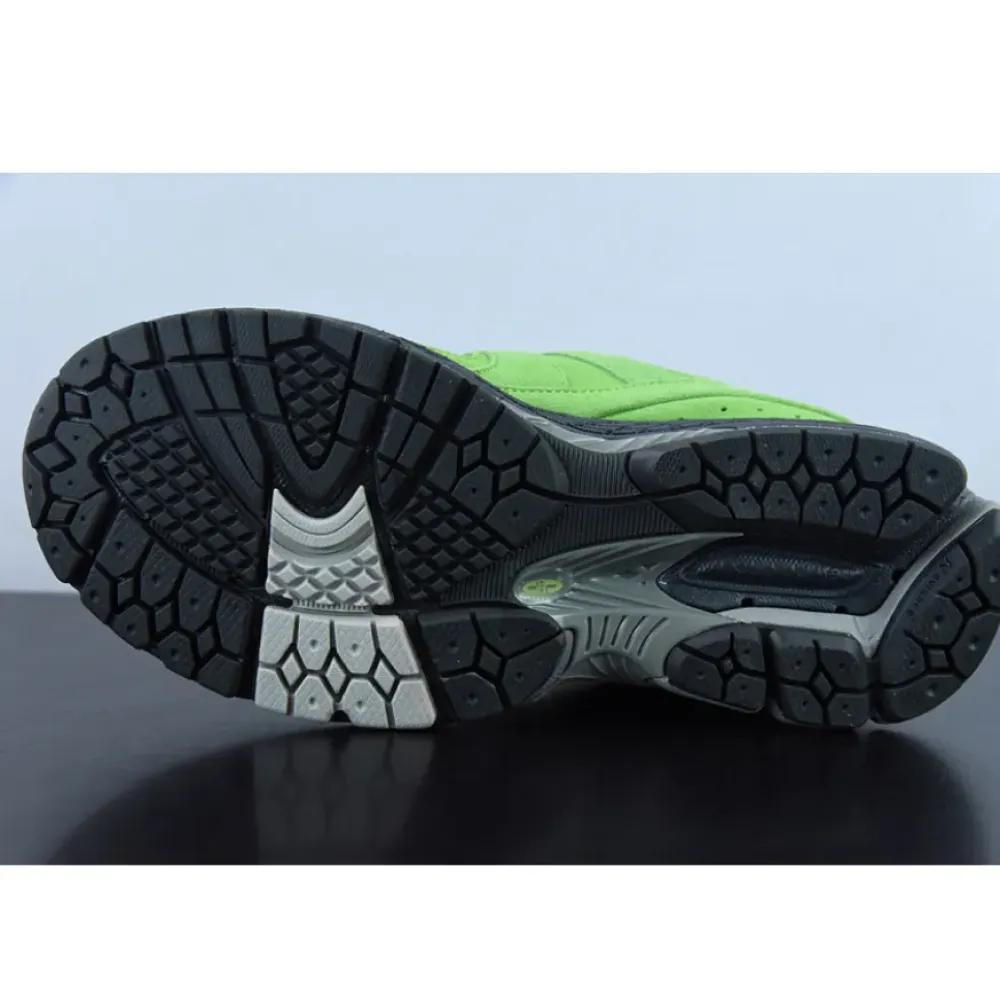 New Balance 2002R “Good Vibes Pack” Green M2002RGZ