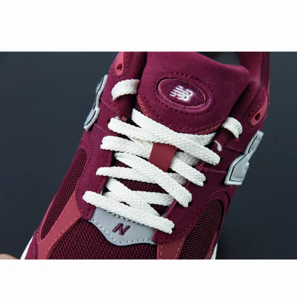 New Balance 2002R Garnet  M2002RHA