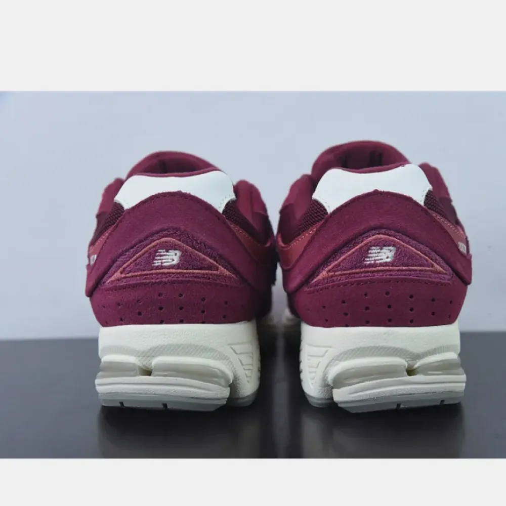 New Balance 2002R Garnet  M2002RHA