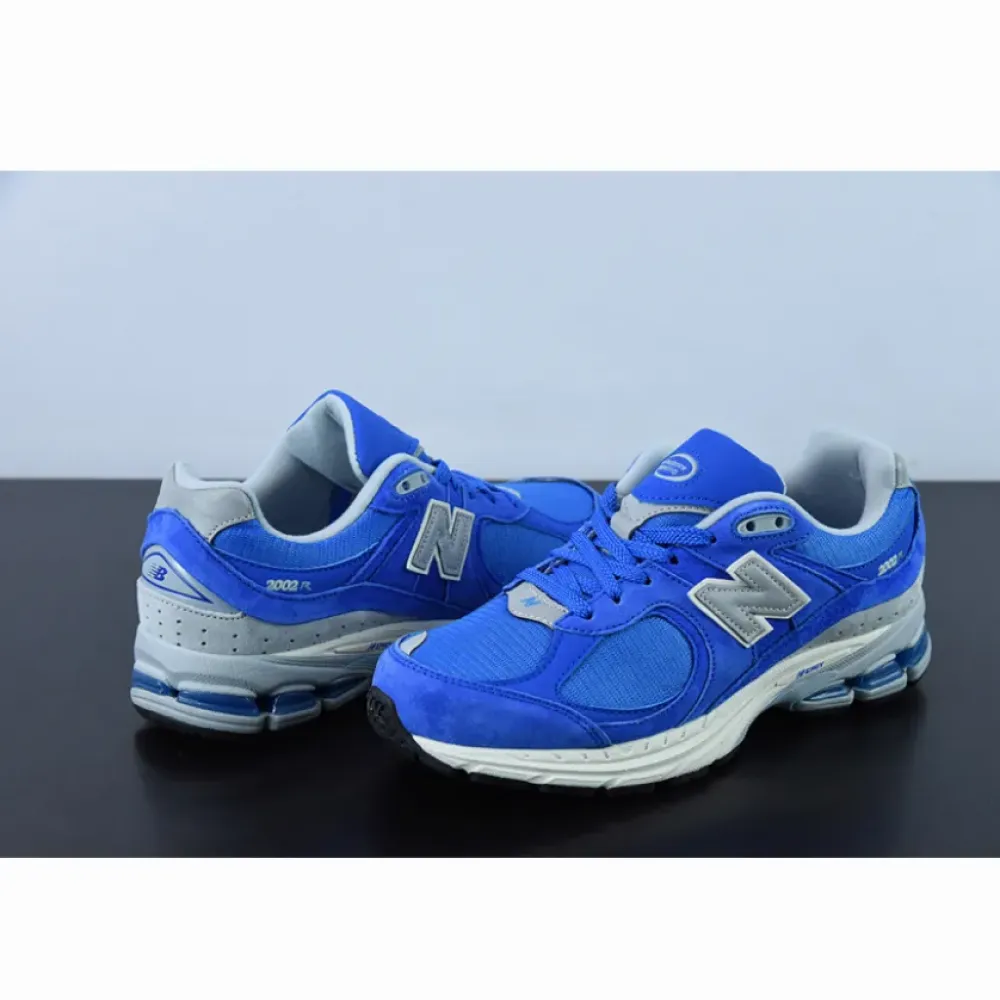 New Balance 2002R “Blue Suede”  M2002RHU