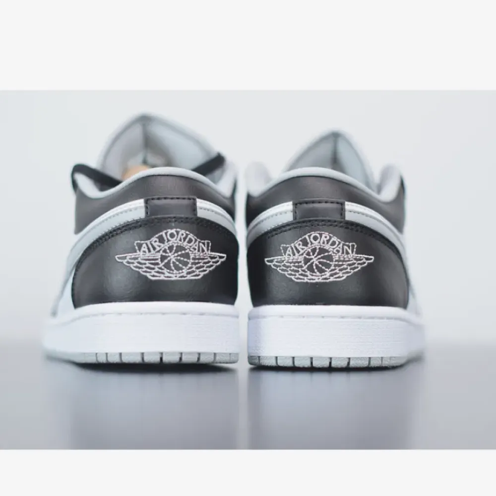 Air Jordan 1 Low Black/Light Smoke Grey-White  553558-039