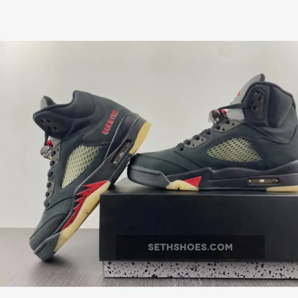 Air Jordan 5 Gore-Tex Off-Noir/Fire Red-Black-Muslin  DR0092-001