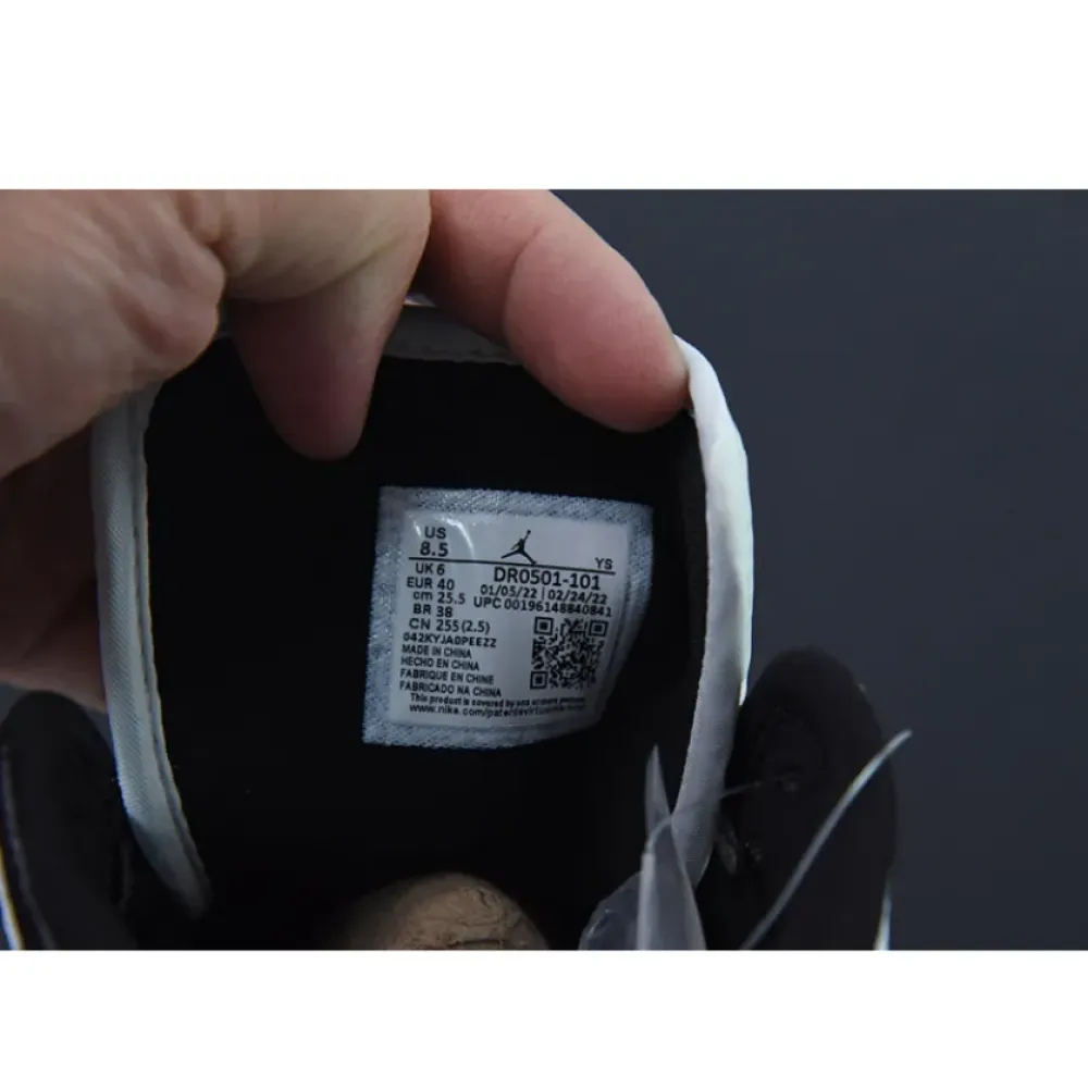 Air Jordan 1 Mid “Split” White/Black  DR0501-101