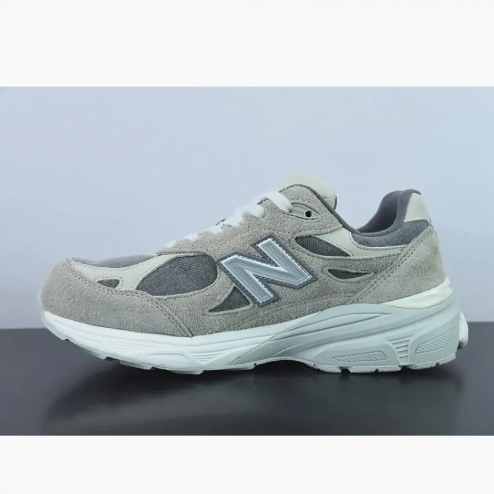 Levi’s x New Balance 990v3 Elephant Skin M990LV3