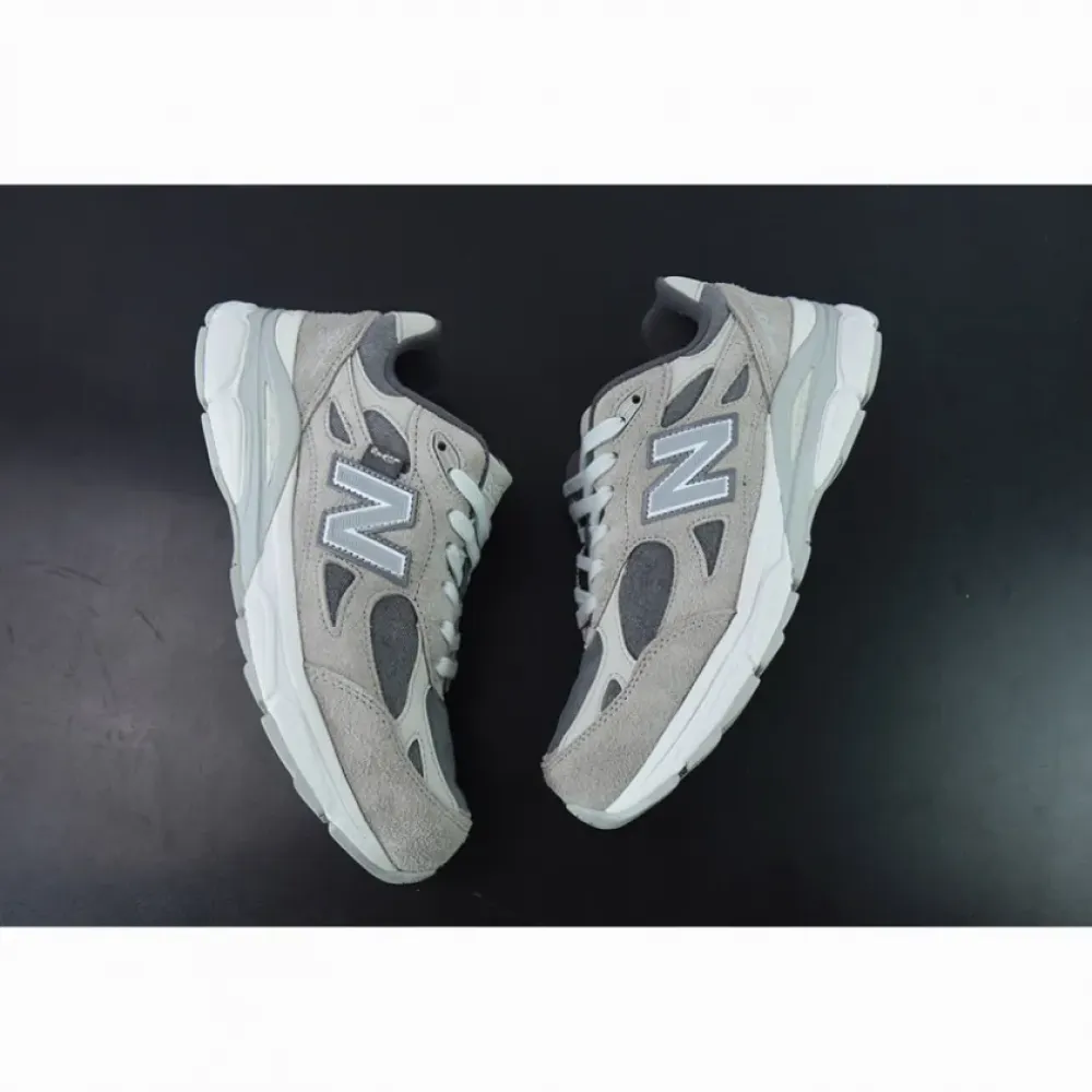 Levi’s x New Balance 990v3 Elephant Skin M990LV3