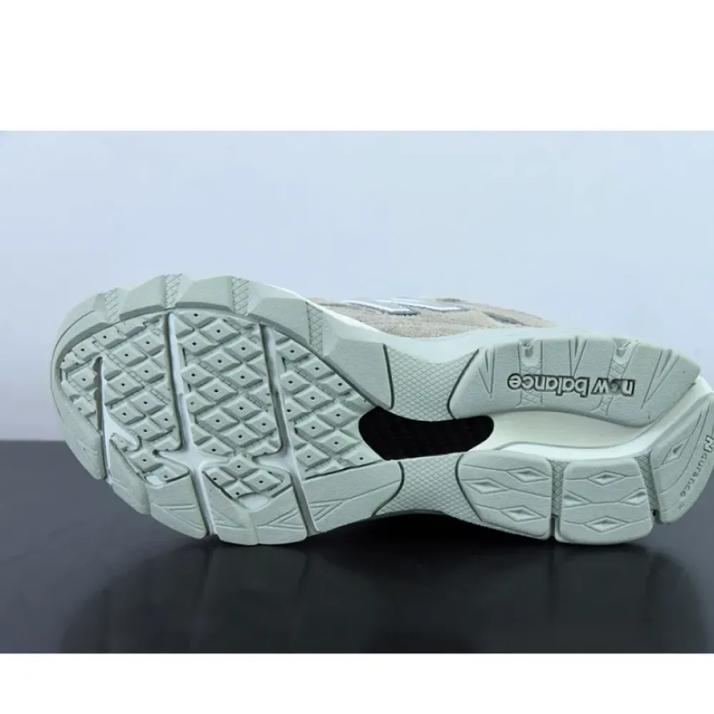 Levi’s x New Balance 990v3 Elephant Skin M990LV3