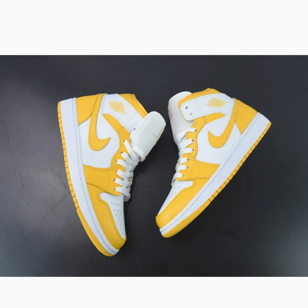 Air Jordan 1 Mid White University Gold  BQ6472-117