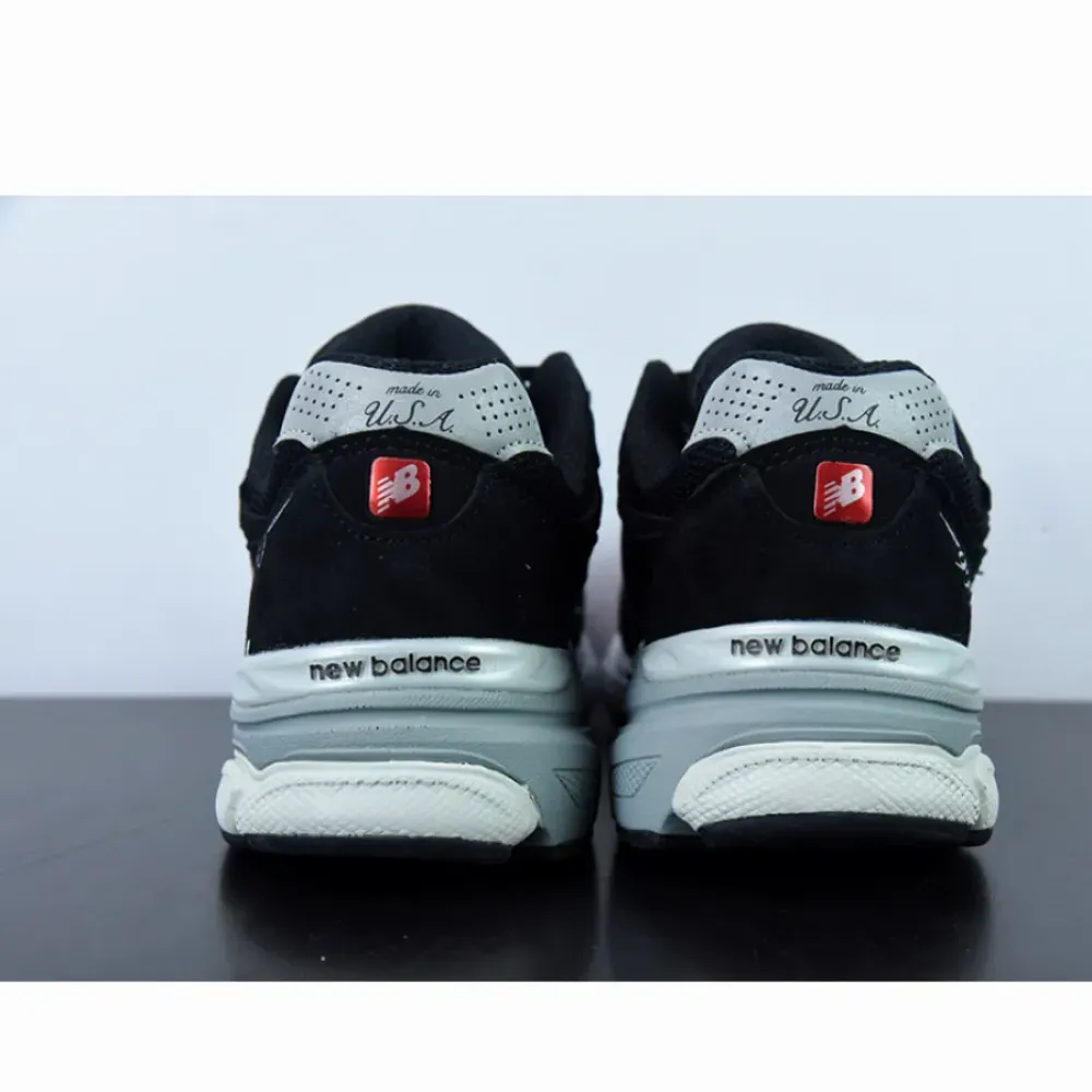 New Balance 990v3 Black White M990BS3