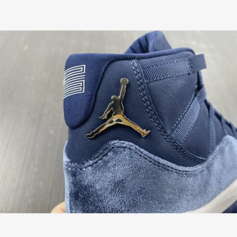 Air Jordan 11 Velvet Midnight Navy/Metallic Silver-White  AR0715-441