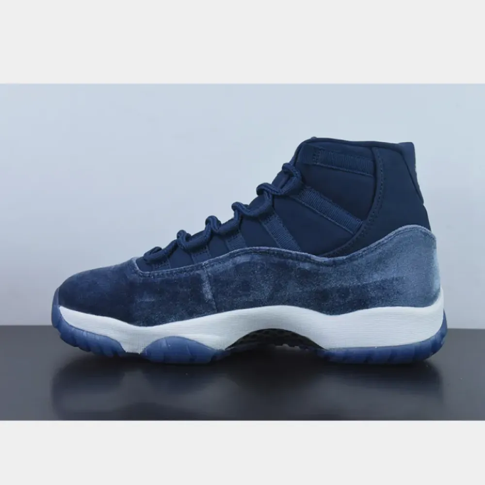 Air Jordan 11 Velvet Midnight Navy/Metallic Silver-White  AR0715-441