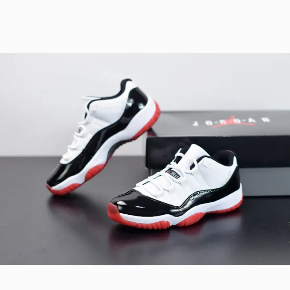 Air Jordan 11 Low “Concord Bred”  AV2187-160