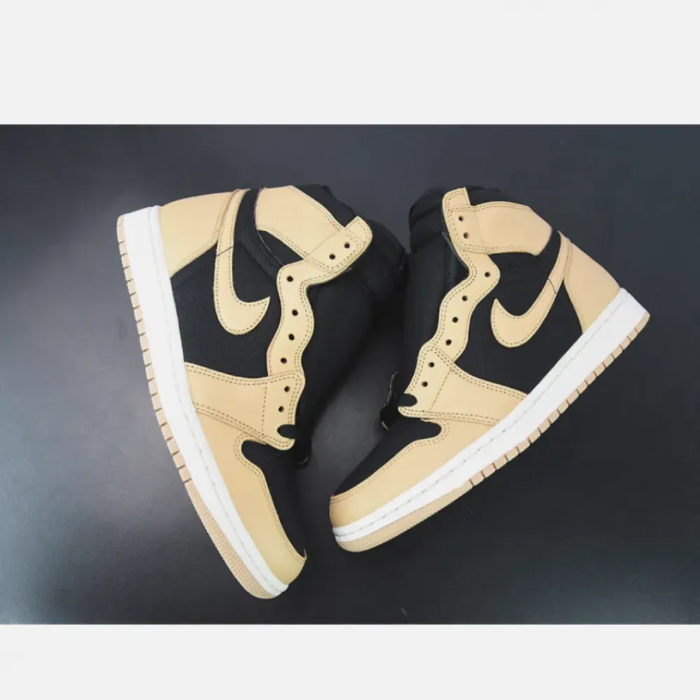 Air Jordan 1 High OG “Heirloom” Vachetta Tan/Black/Sail  555088-202