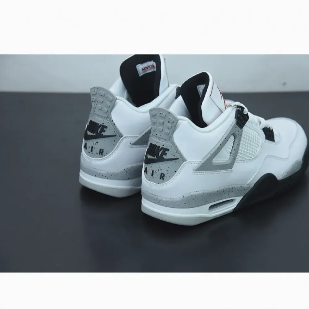 Air Jordan 4 OG “White Cement” White/Fire Red-Black-Tech Grey 840606-192