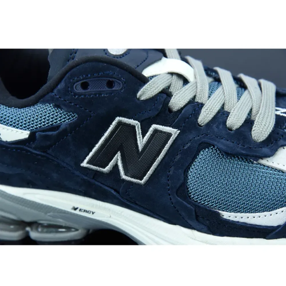 New Balance 2002R Protection Pack ‘Dark Navy’ M2002RDF