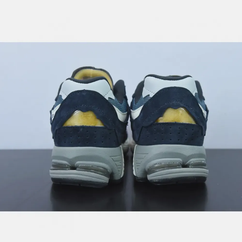 New Balance 2002R Protection Pack ‘Dark Navy’ M2002RDF