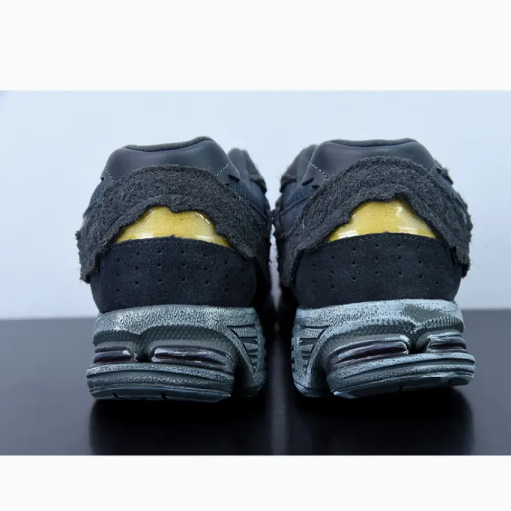 New Balance 2002R Protection Pack Phantom M2002RDB