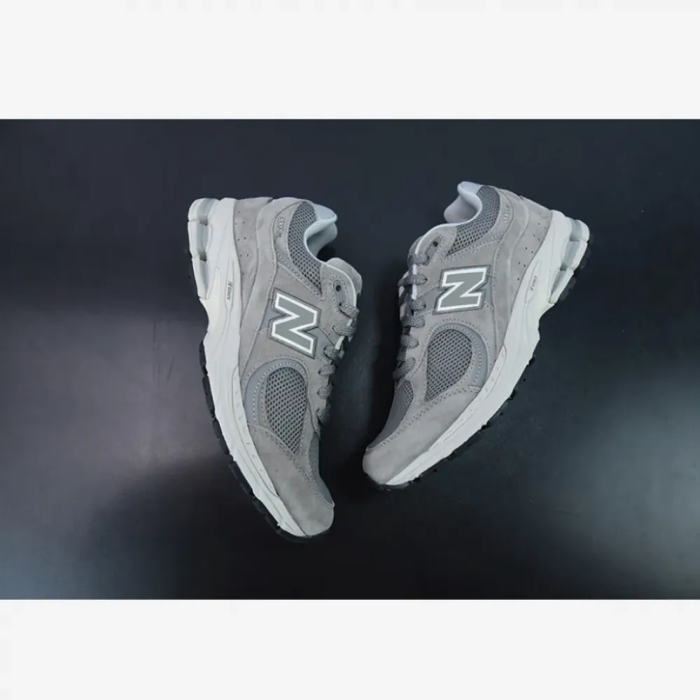 New Balance 2002R Marblehead Light Aluminum ML2002RC