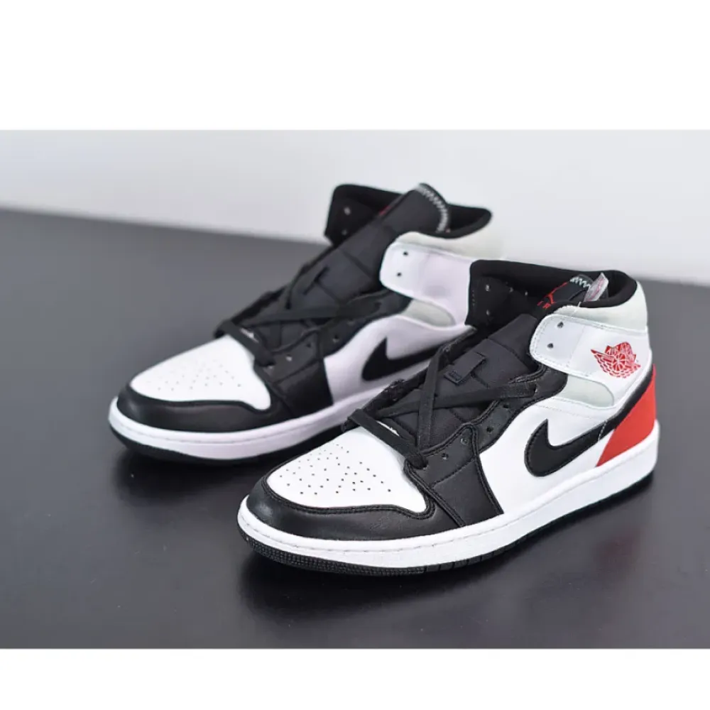 Air Jordan 1 Mid SE ‘Black Toe’ White/Black/Igloo/Track Red  852542-100