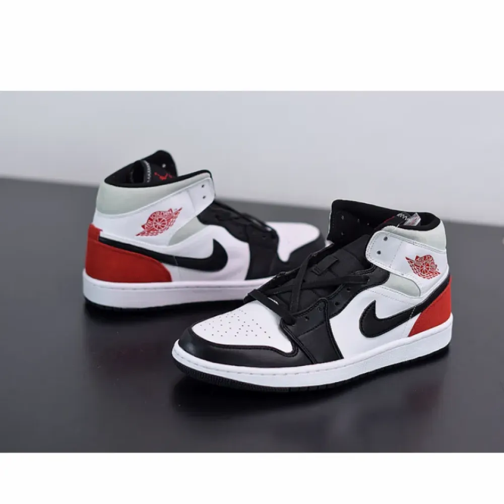 Air Jordan 1 Mid SE ‘Black Toe’ White/Black/Igloo/Track Red  852542-100