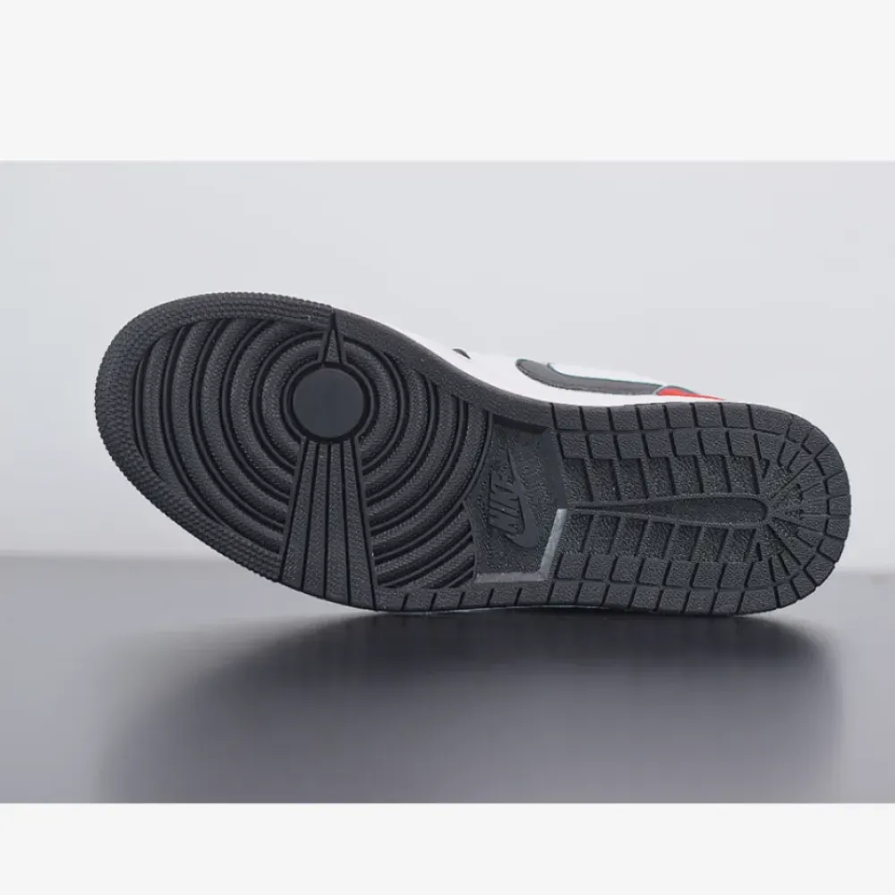 Air Jordan 1 Mid SE ‘Black Toe’ White/Black/Igloo/Track Red  852542-100