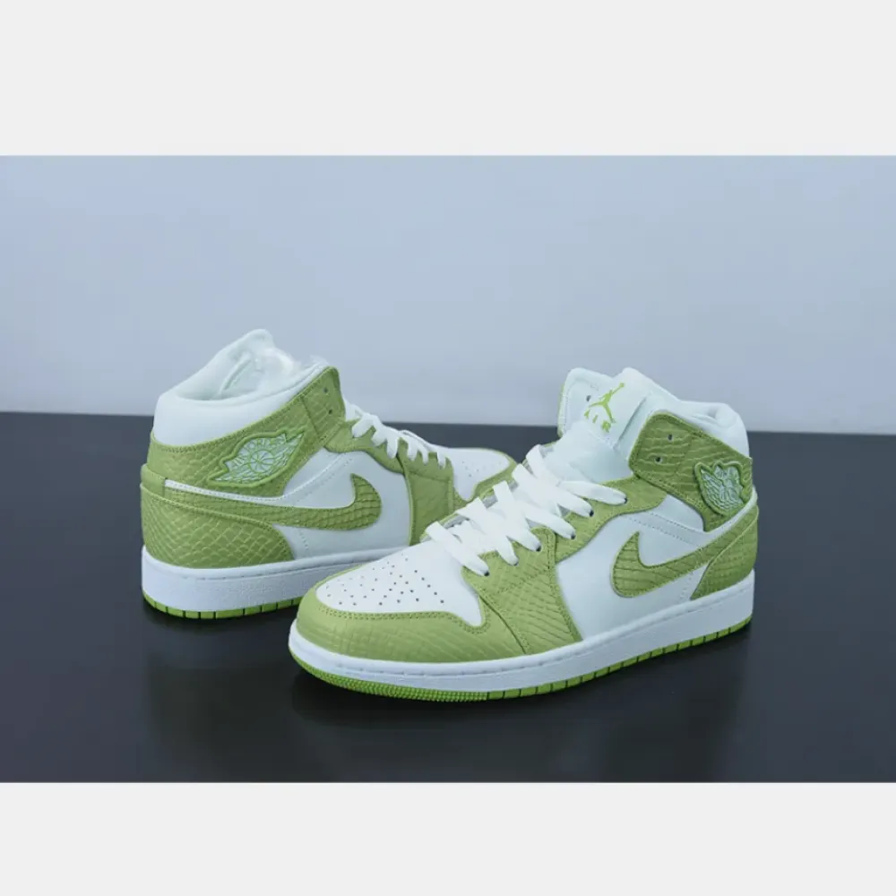 Air Jordan 1 Mid ‘Green Python’ White/Vivid Green  DV2959-113