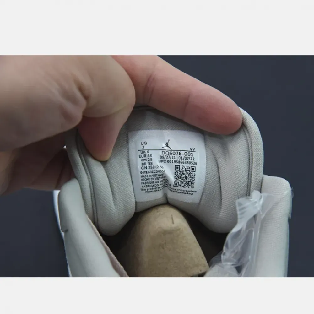 Air Jordan 1 Low Light Iron Ore/White-Atmosphere  DQ6076-001