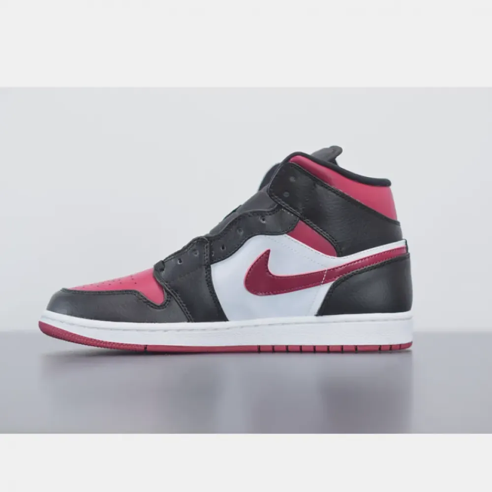 Air Jordan 1 Mid “Bred Toe”  554724-066