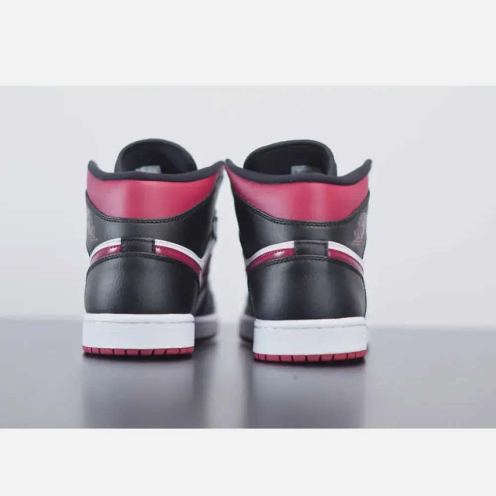 Air Jordan 1 Mid “Bred Toe”  554724-066