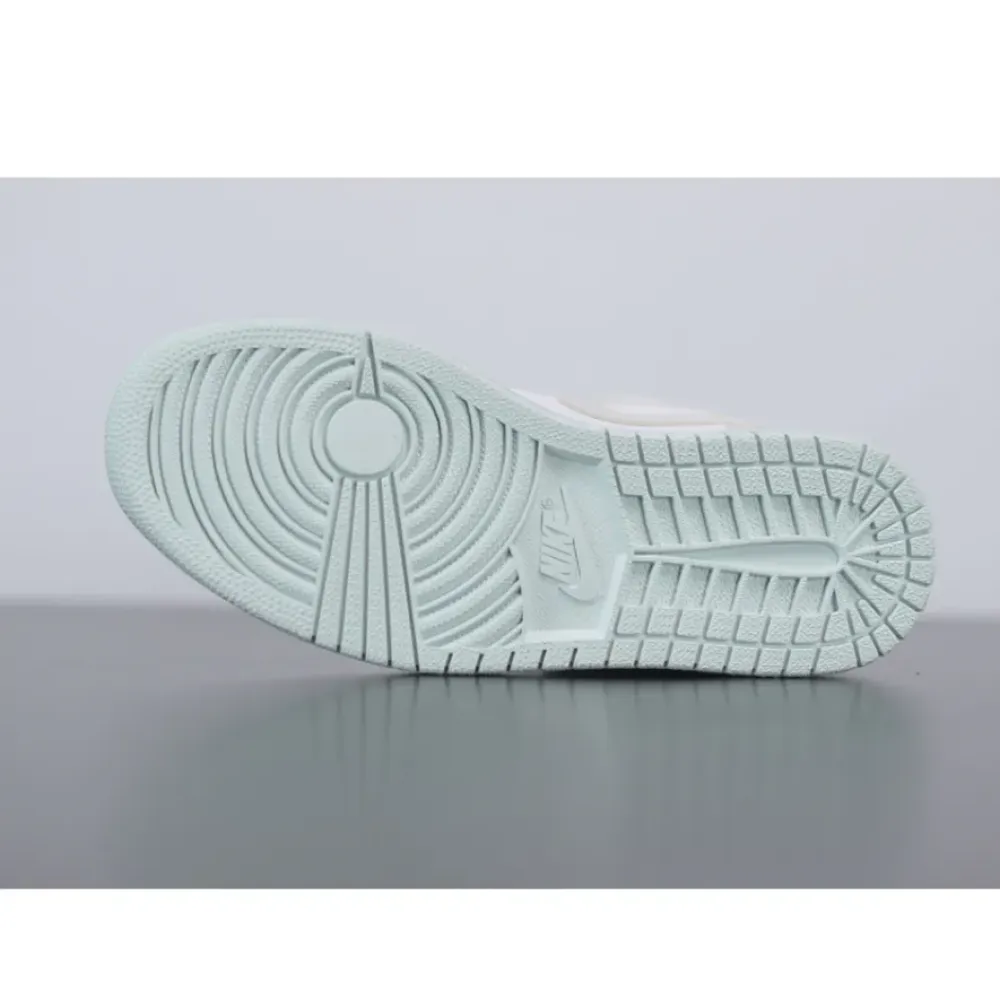 Air Jordan 1 Mid WMNS White/Spruce Aura  CV5280-103