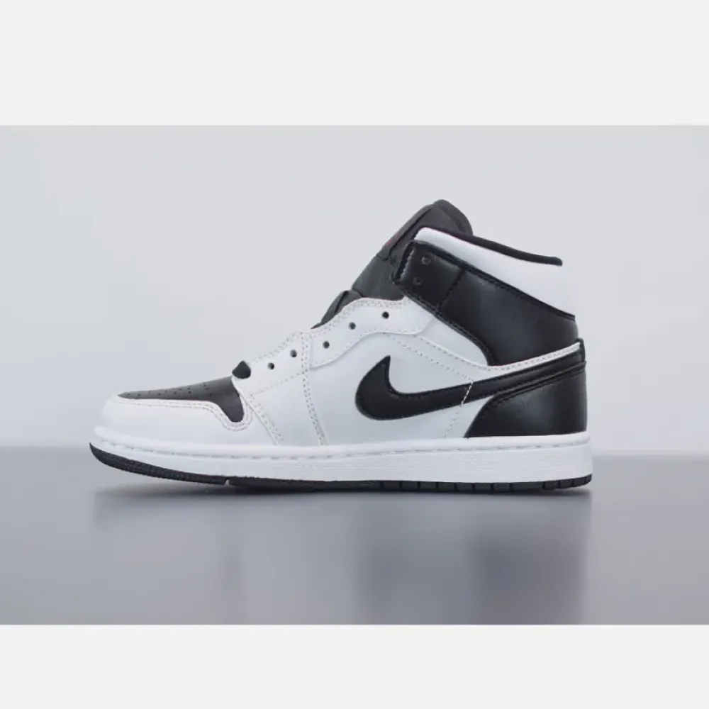 Air Jordan 1 Mid “Reverse Black Toe”  BQ6472-101