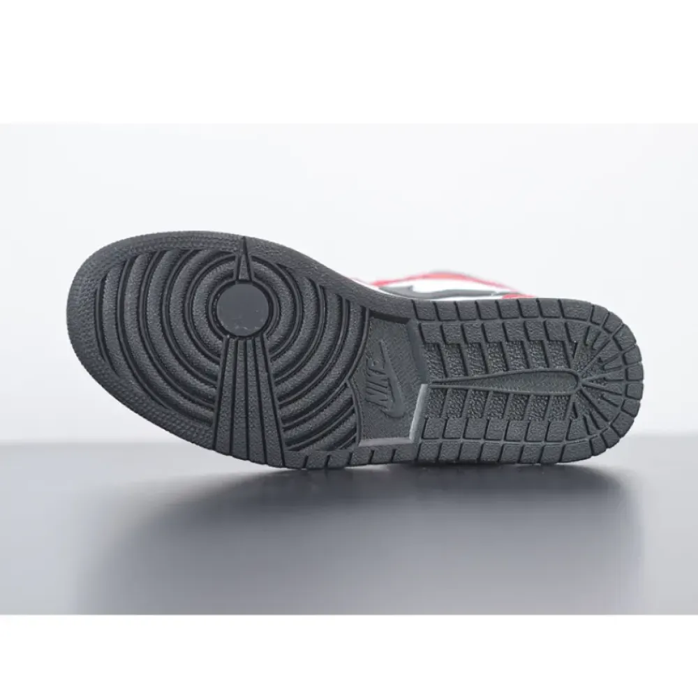 Air Jordan 1 Mid ‘Chicago Black Toe’ Black/Gym Red-White  554724-069