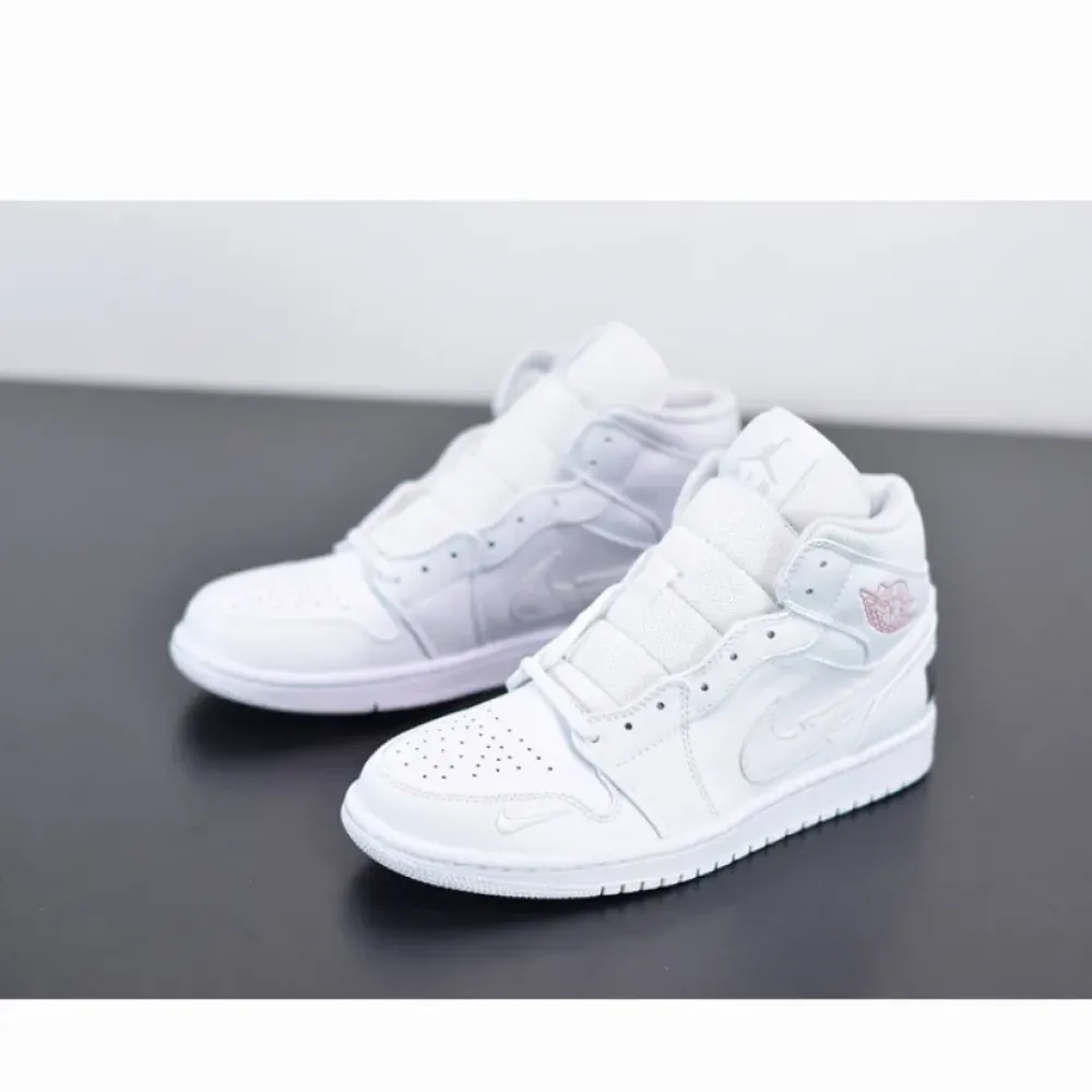 Air Jordan 1 Mid “Euro Tour”  CW7589-100