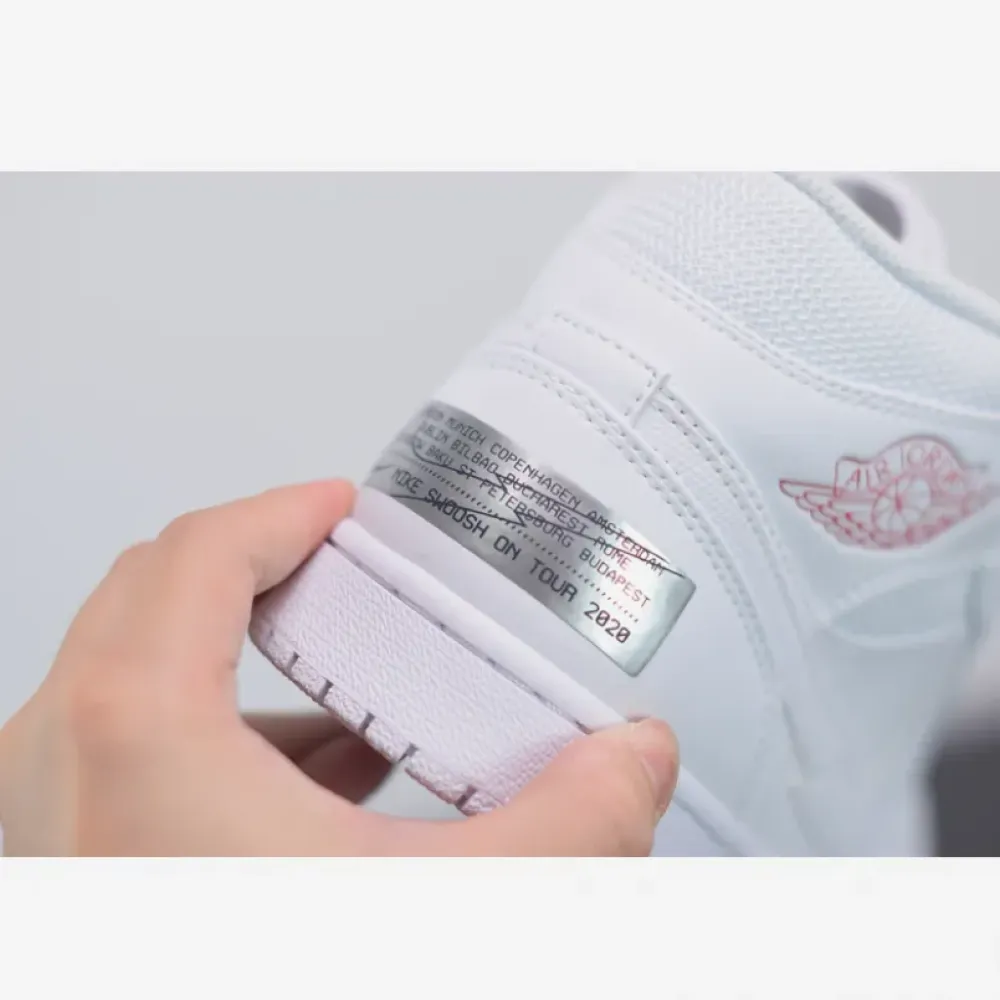 Air Jordan 1 Mid “Euro Tour”  CW7589-100