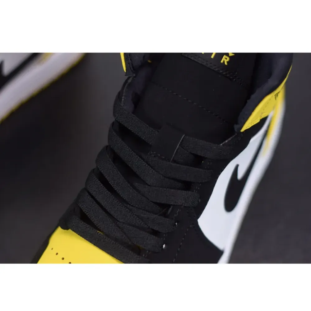 Air Jordan 1 Mid “Yellow Toe” Black/Tour Yellow-White  852542-071