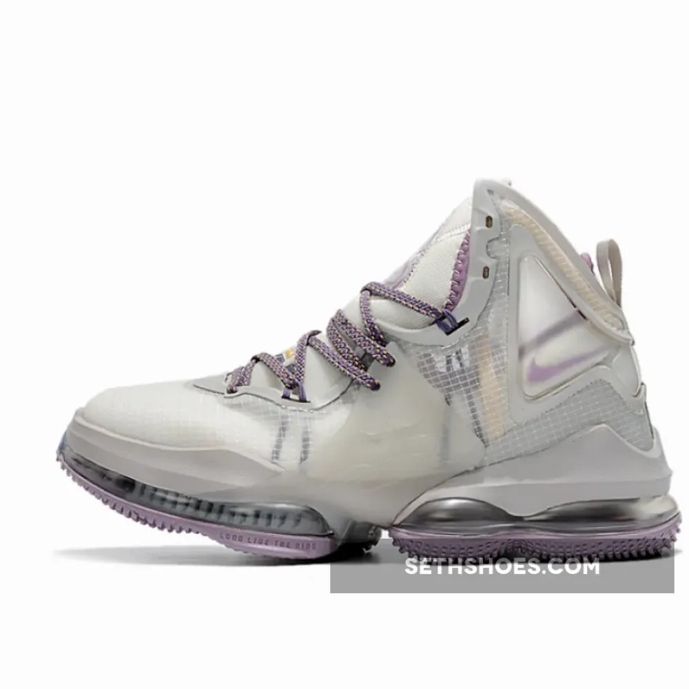 Nike LeBron 19 “Strive For Greatness”  DC9340-004