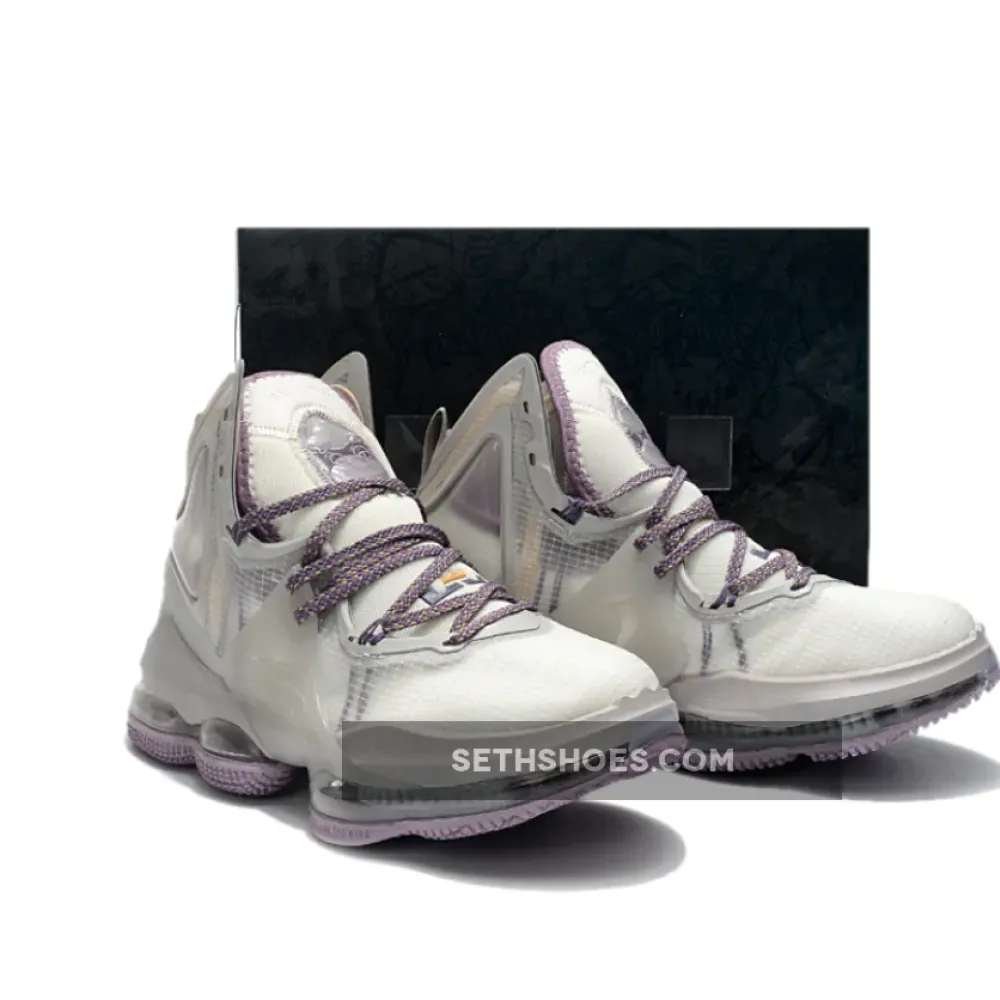 Nike LeBron 19 “Strive For Greatness”  DC9340-004