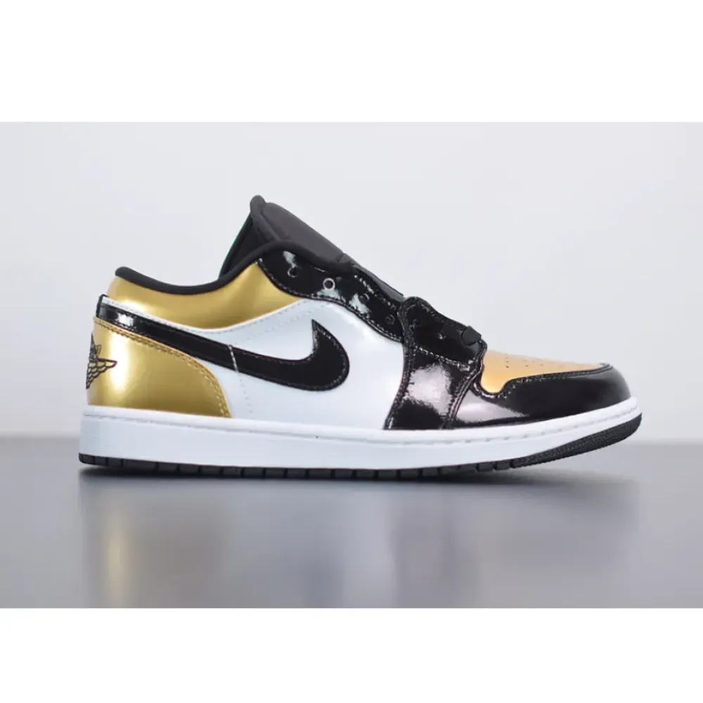 Air Jordan 1 Low Patent “Gold Toe”  CQ9447-700