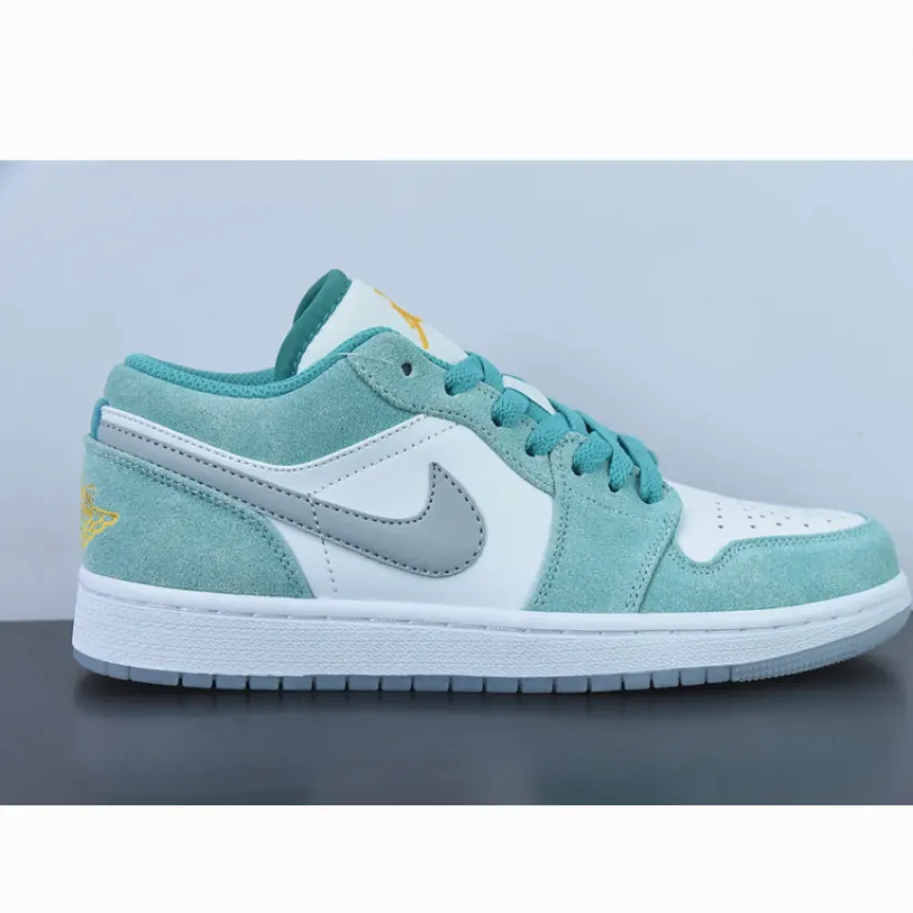 Air Jordan 1 Low New Emerald/White-Light Steel Grey  DN3705-301