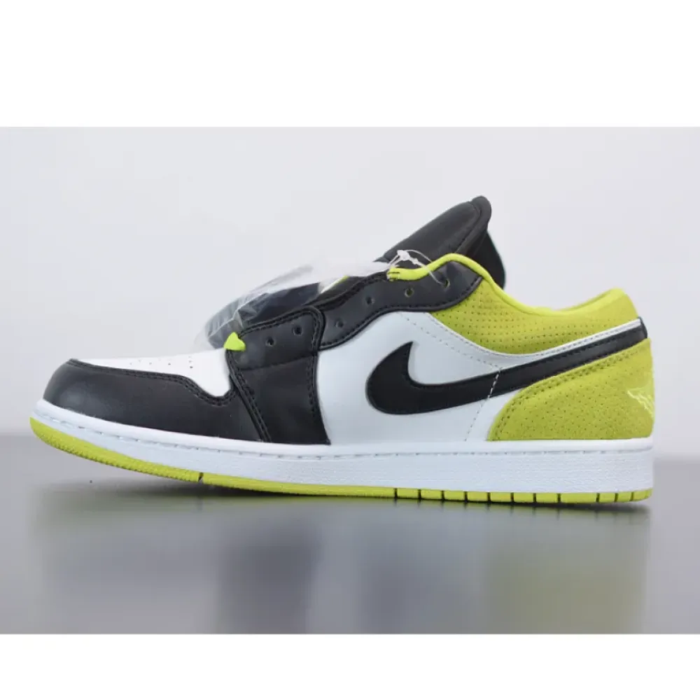 Air Jordan 1 Low ‘Black Cyber’  CK3022-003