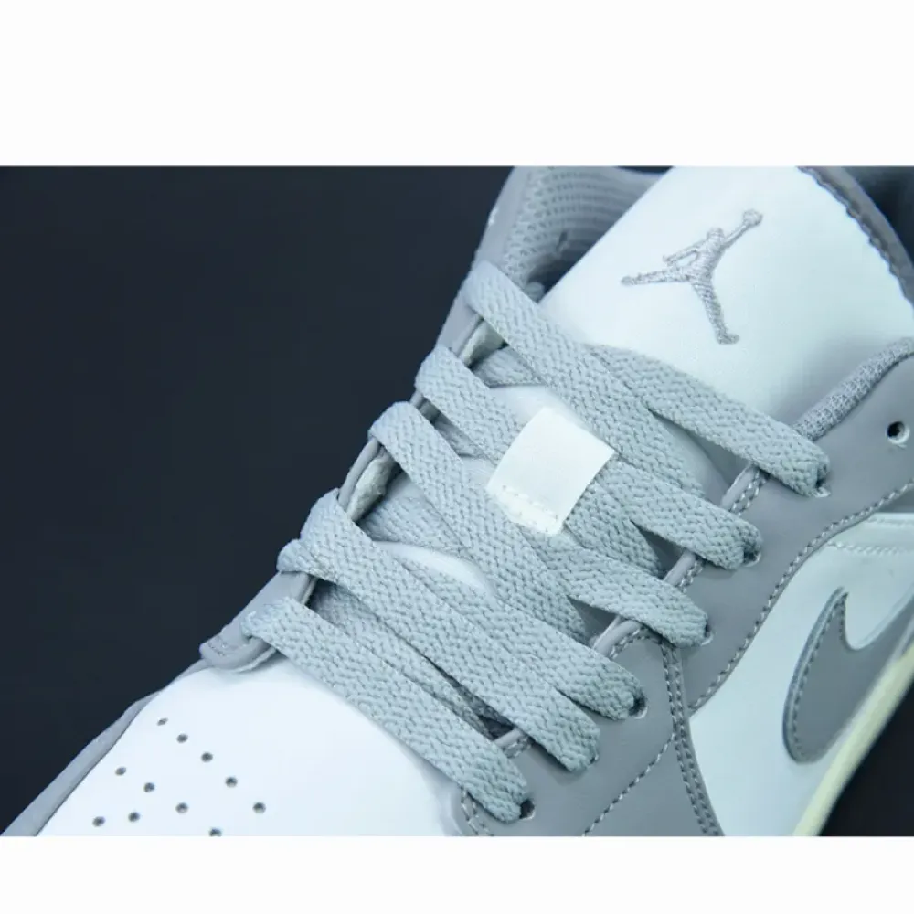 Air Jordan 1 Low “Vintage Grey”  553558-053
