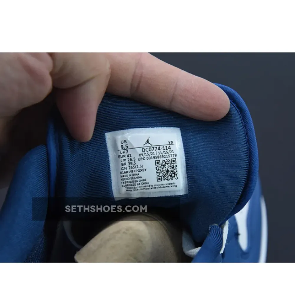 Air Jordan 1 Low White/Dark Marina Blue  DC0774-114