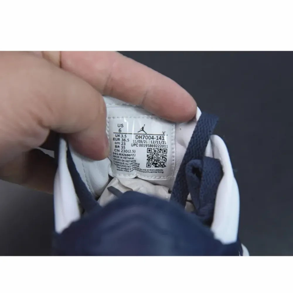 Air Jordan 1 Elevate Low White/Midnight Navy-Sail  DH7004-141