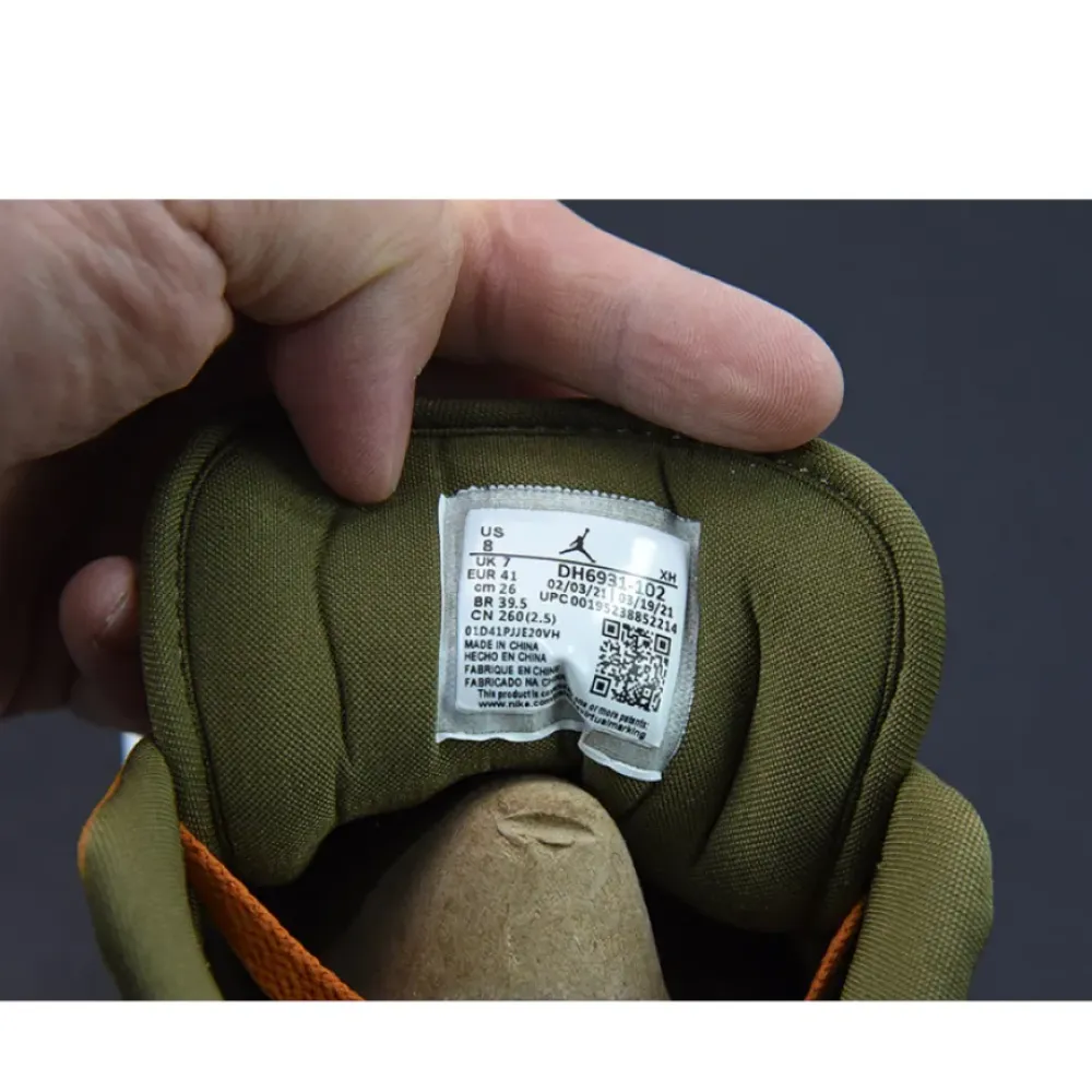 Air Jordan 1 Low White/Light Curry/White/Medium Olive  DH6931-102