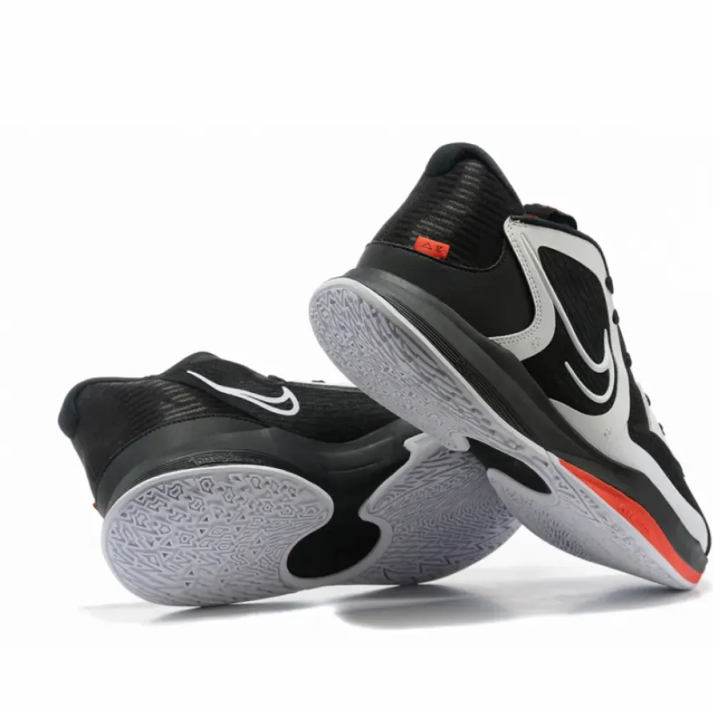 Nike Kyrie Low 5 “Bred”  DJ6012-001