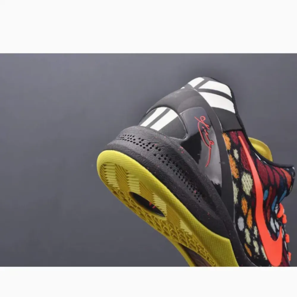 Nike Kobe 8 System GC ‘Christmas’  555286-060