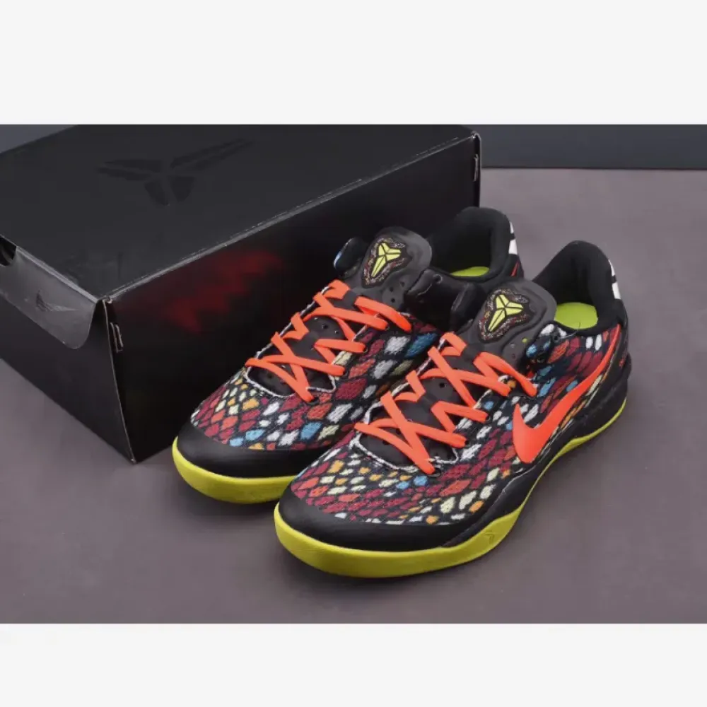 Nike Kobe 8 System GC ‘Christmas’  555286-060