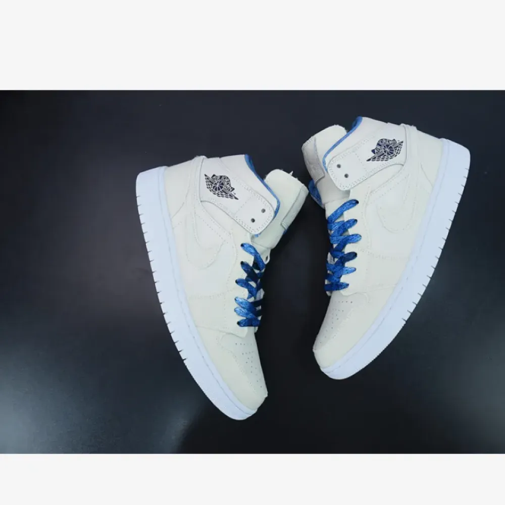 Air Jordan 1 Mid Sanddrift/Midnight Navy-White-Sail  DM9126-104