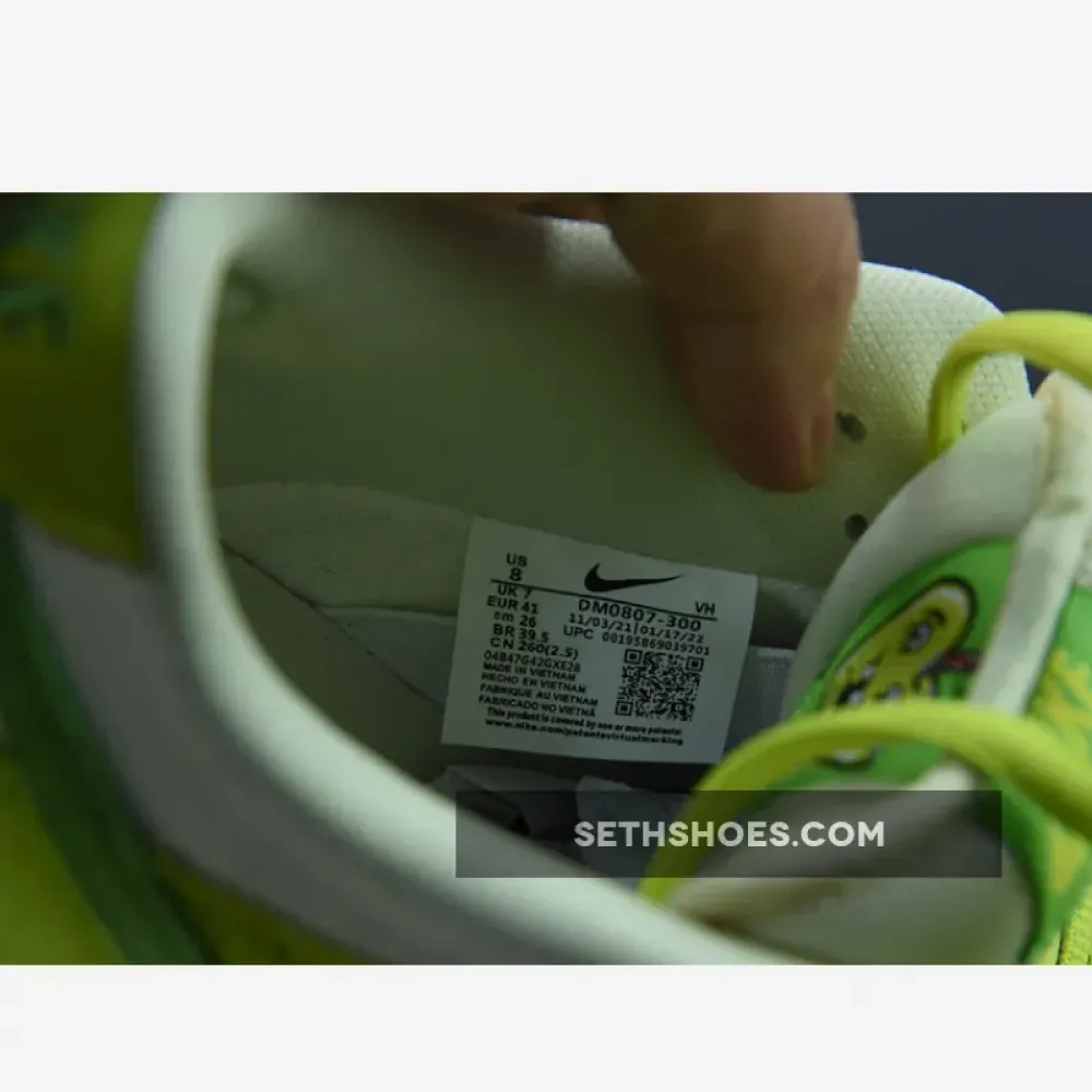 Nike SB Dunk Low Green Apple  DM0807-300