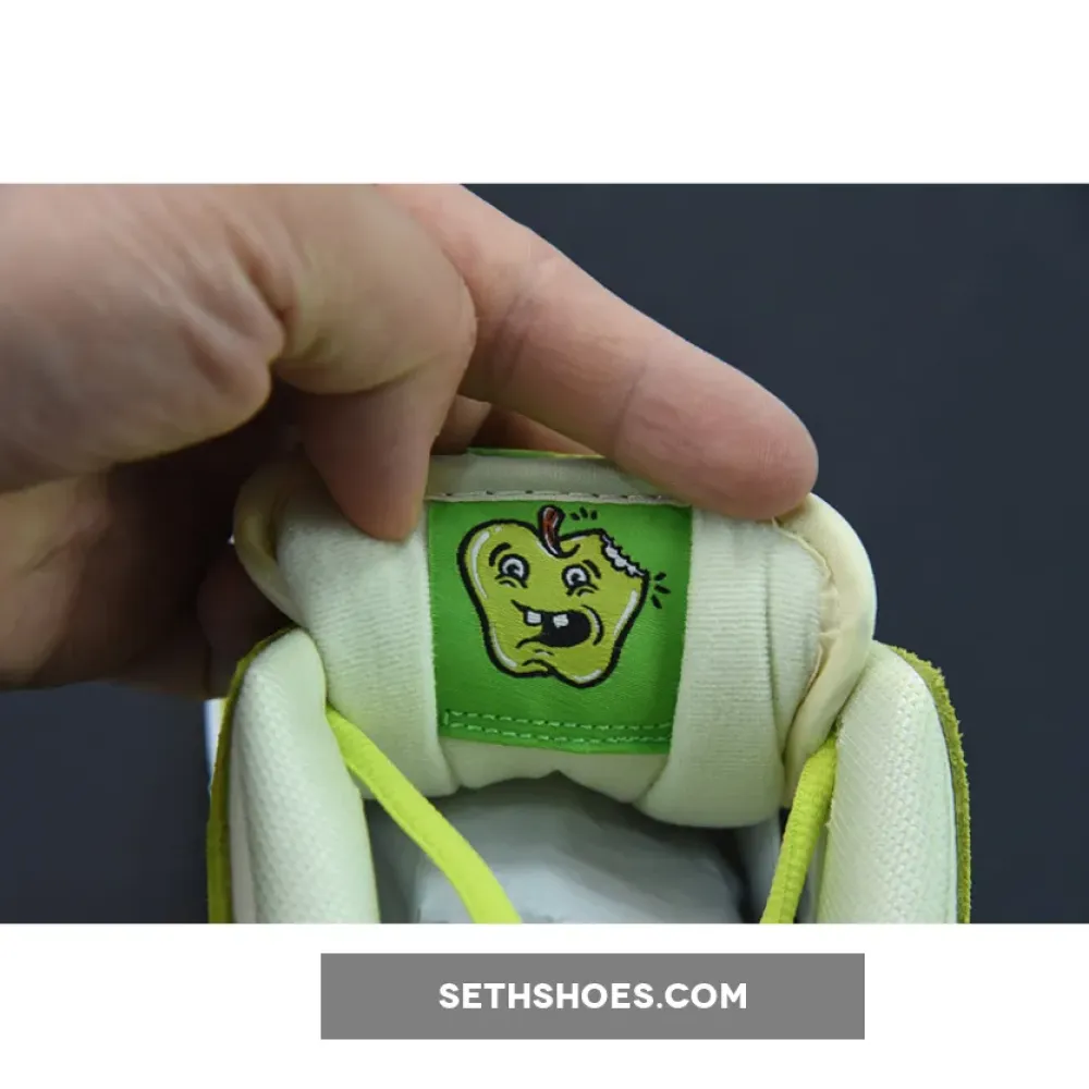 Nike SB Dunk Low Green Apple  DM0807-300