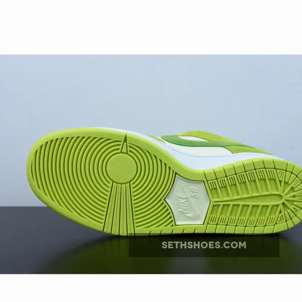 Nike SB Dunk Low Green Apple  DM0807-300
